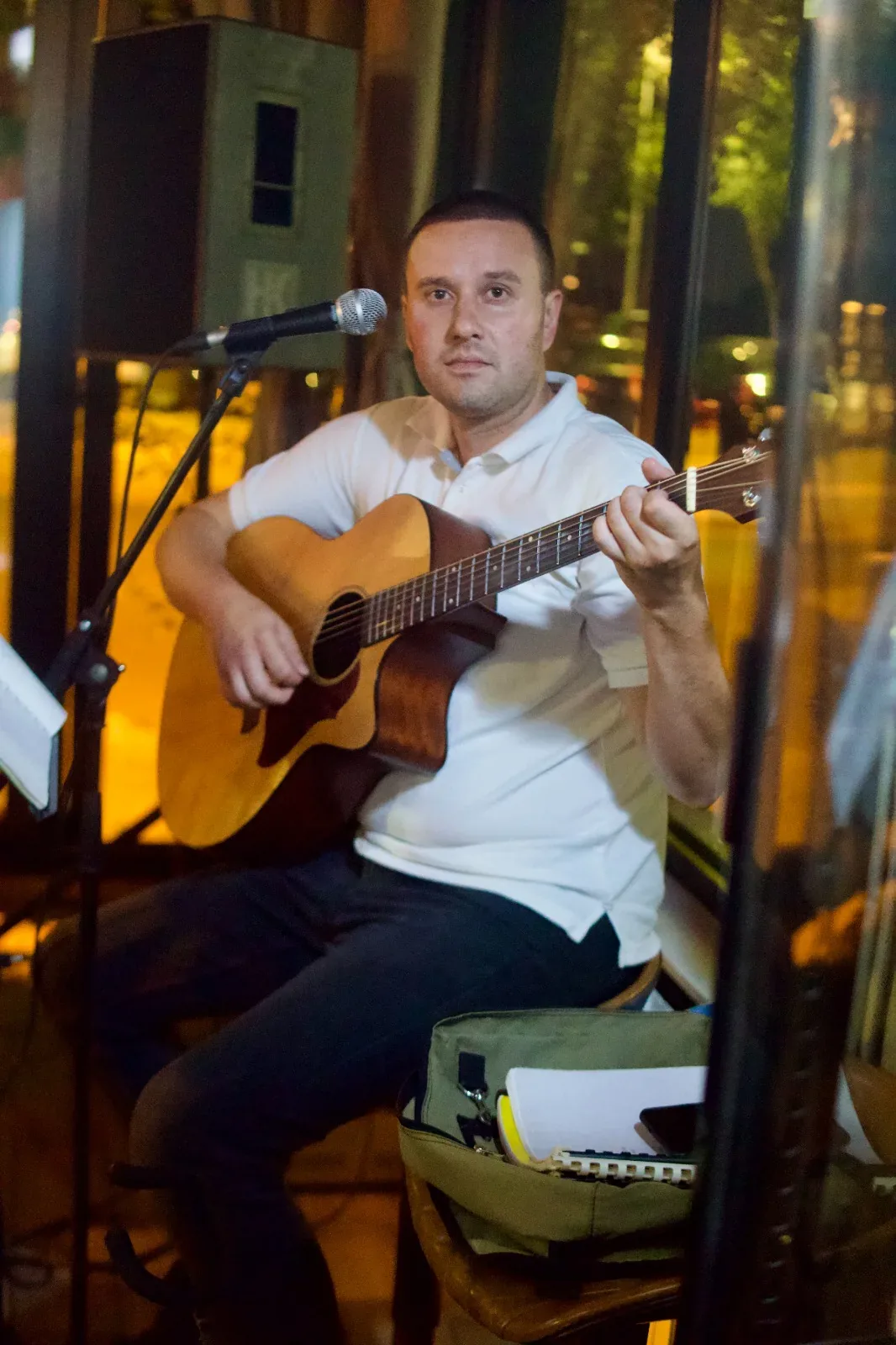 Acoustic vece u Ko'Ko Baru